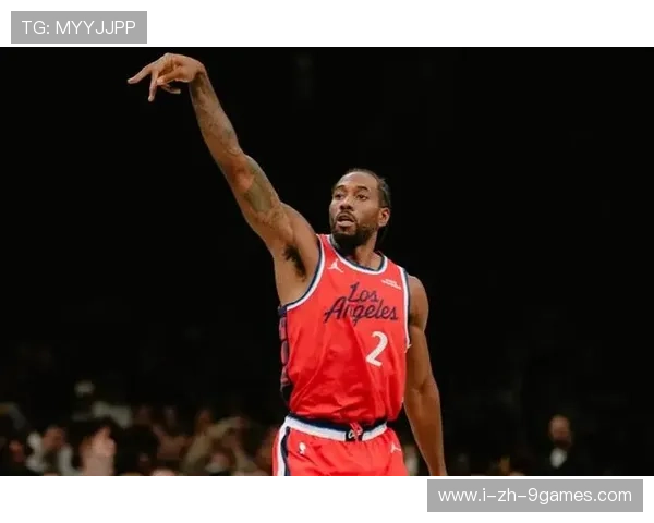 伦纳德弧顶三分命中，快船表现沉稳拿下胜利