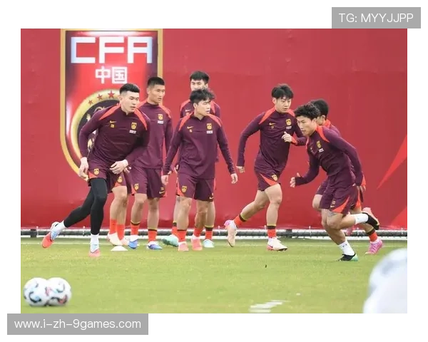 国足主帅分享赛前心理调整经验，国足参加赛前训练